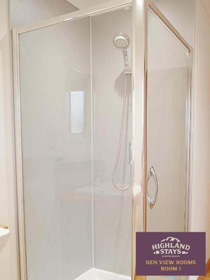 Highland Stays - Ben View Room & Jacuzzi Bath フォート・ウィリアム エクステリア 写真